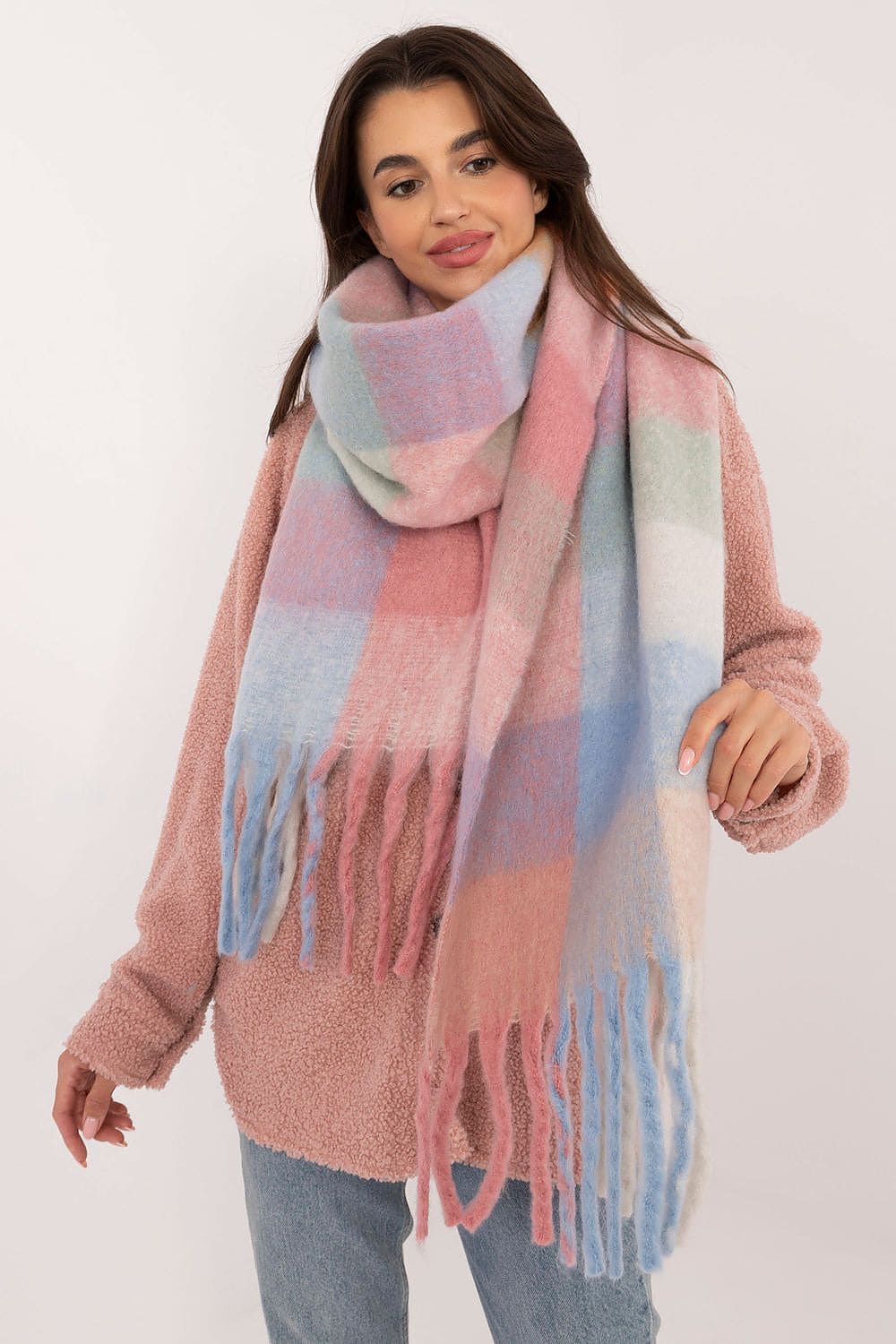 Shawl model 208264 AT