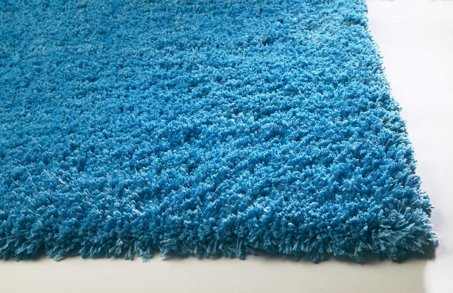 8' Round Polyester Highlighter Blue Area Rug