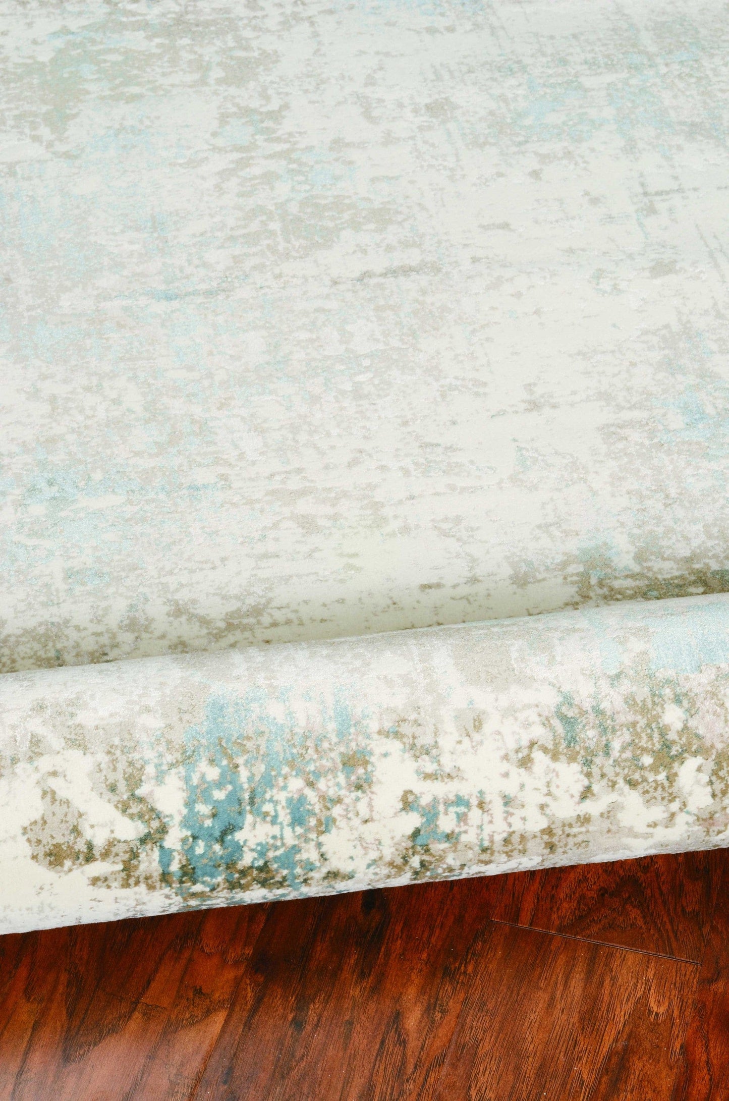 114 X 156 Ivory Polypropylene Or Viscose Rug