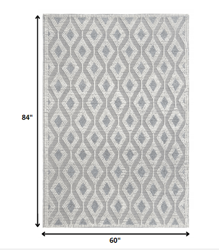 5’ x 7’ Ivory Gray Diamond Trellis Modern Area Rug