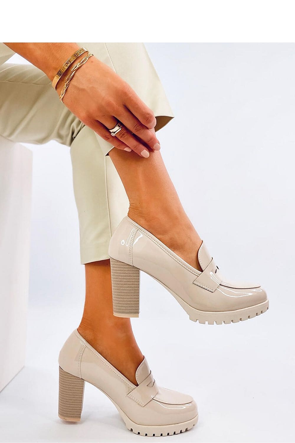 Platform pumps Inello