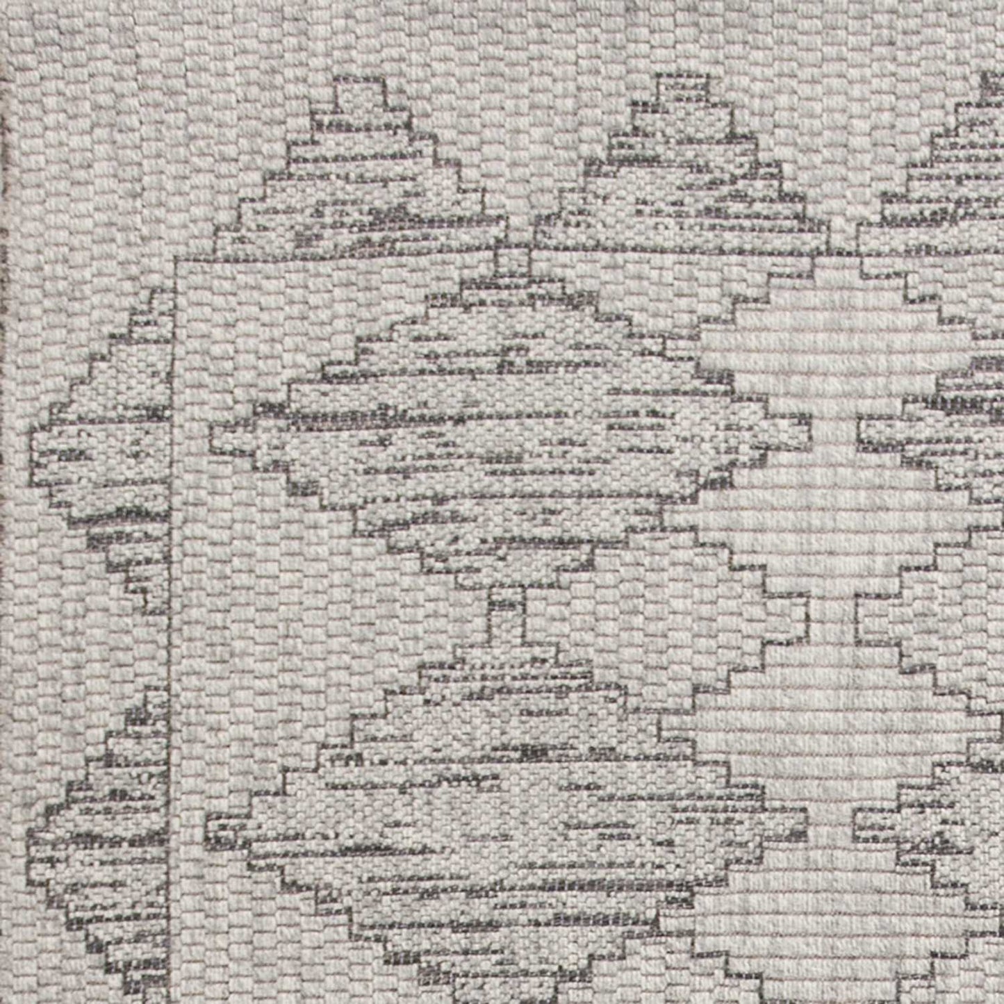 6'7 X 9'6 Polypropylene Grey Area Rug