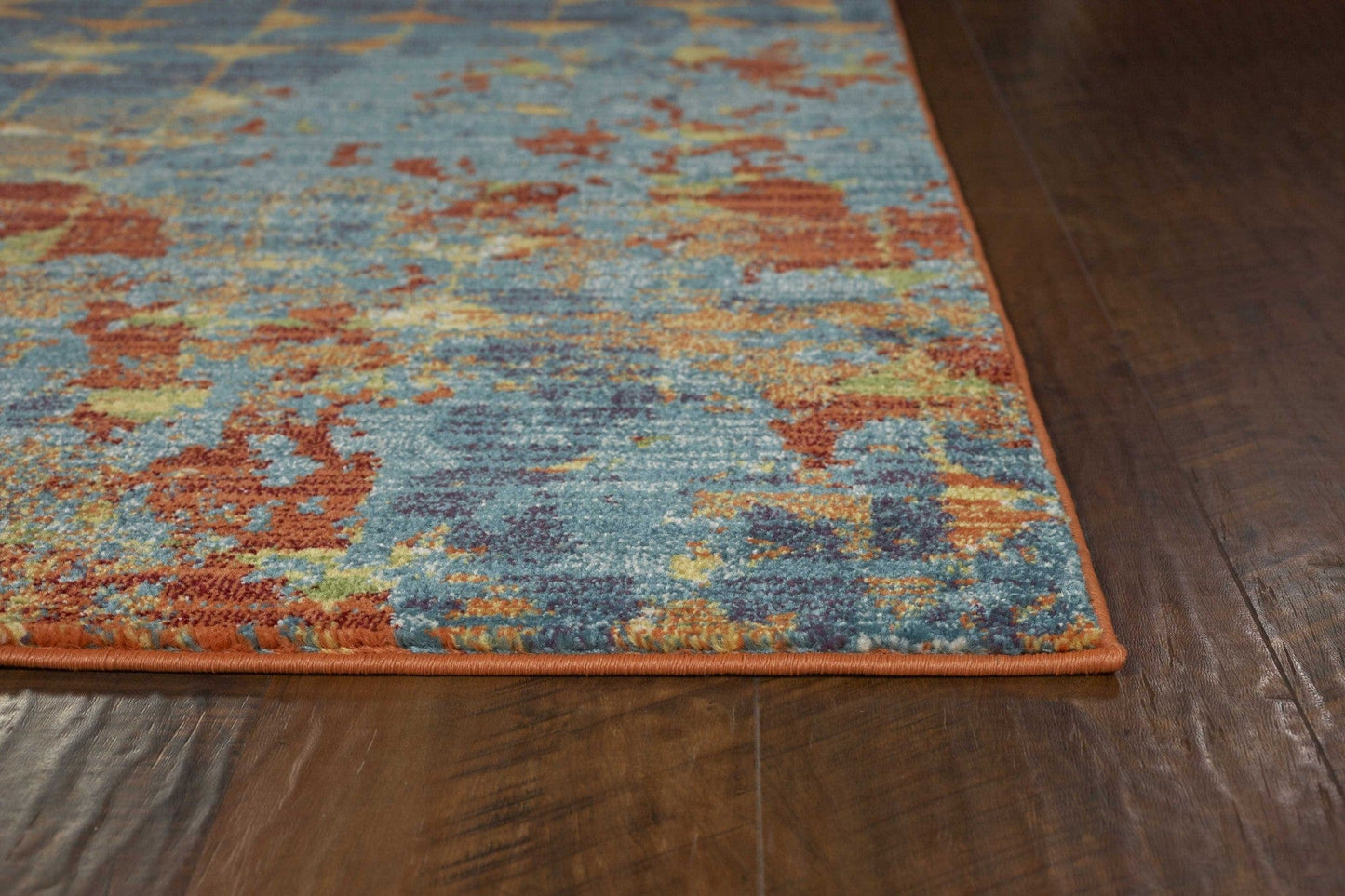 7' X 10'  Polypropylene Blue Or  Coral  Area Rug