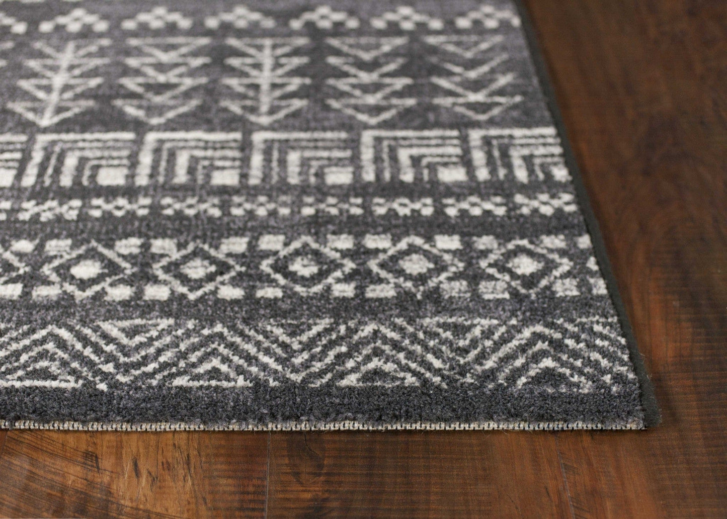 7' X 9' Charcoal Geometric Patterns Indoor Area Rug