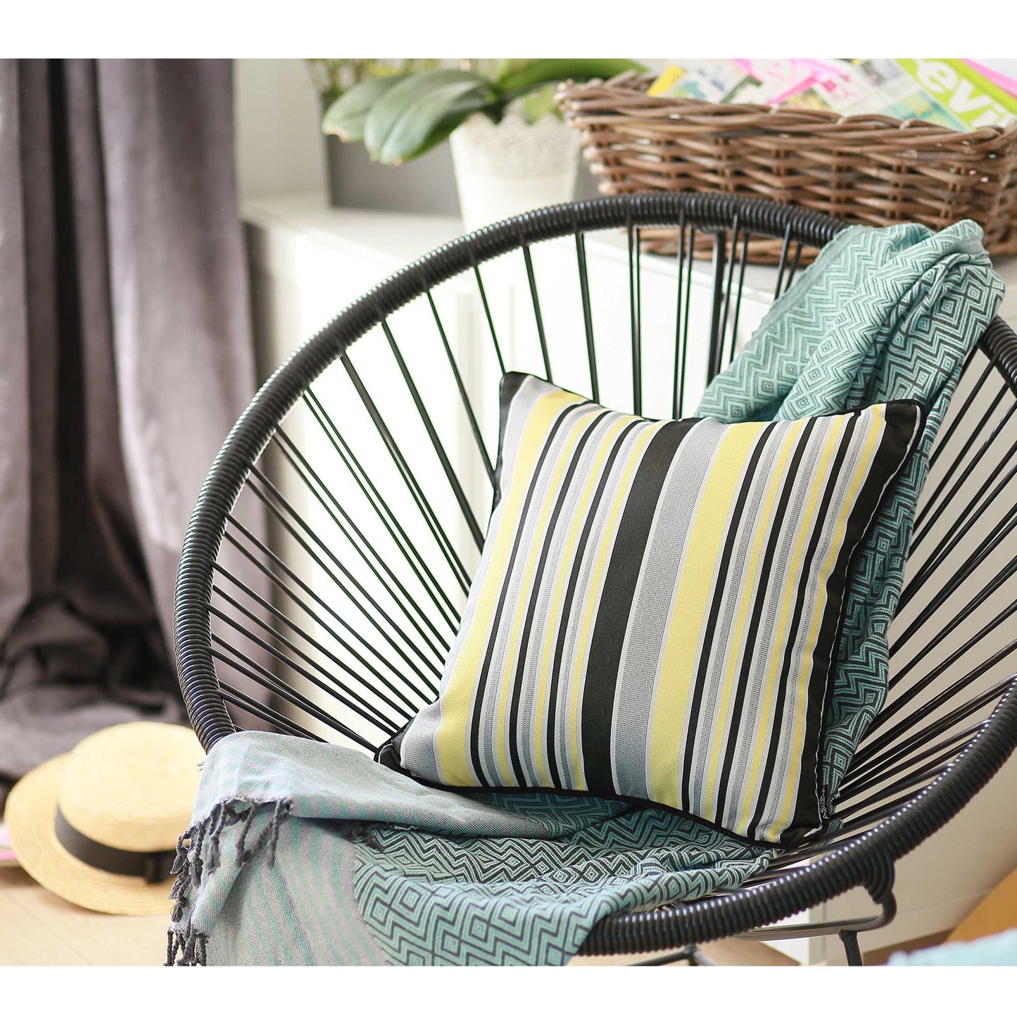 17"X 17" Jacquard Stripe Style Decorative Throw Pillow Cover