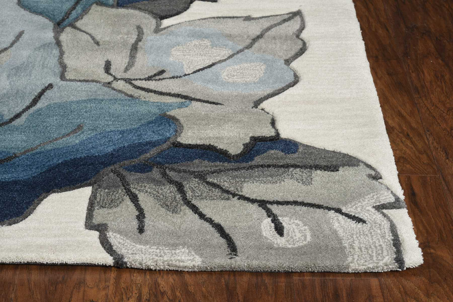 66 X 66 Ivory  Blue Polyester Rug
