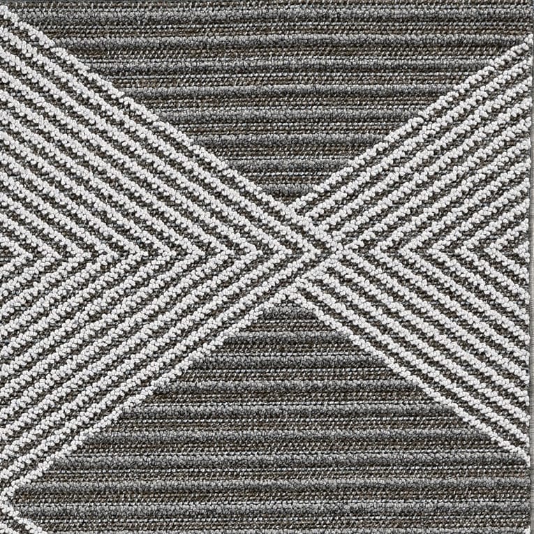 4' X 6' Grey Or Ivory Geometric Diamond Area Rug