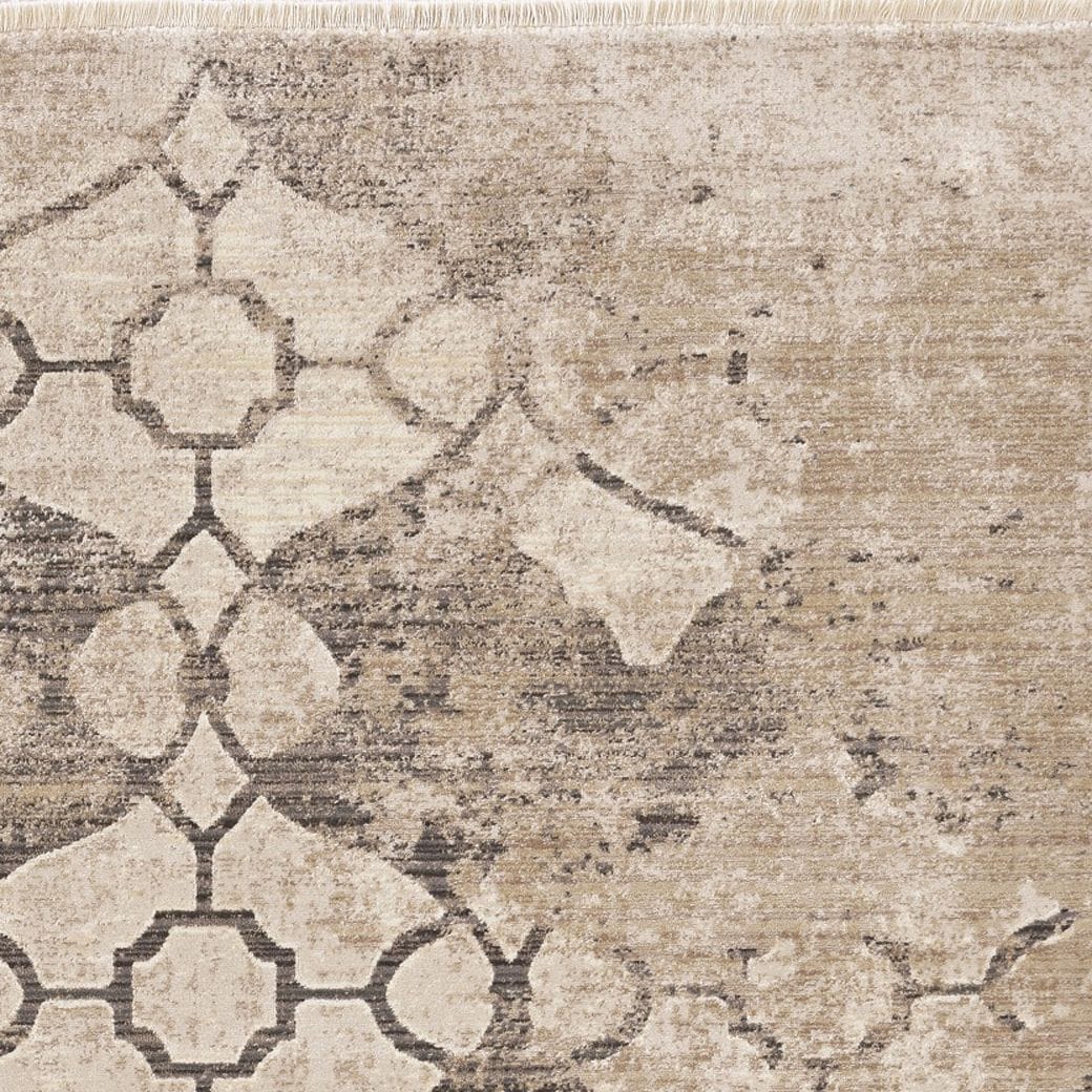 4' X 6' Ivory Faded Vintage Area Rug