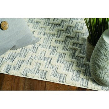 12'X15' Ivory Grey Machine Woven Diamond Pattern With Fringe Indoor Area Rug