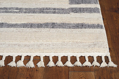 144 X 180 Ivory  Grey Polyester Rug