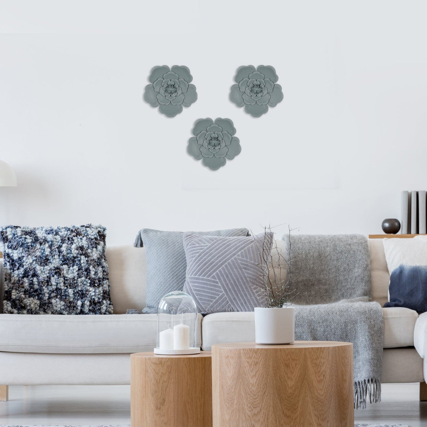 Set Of 3 Blue Metal Flowers Wall Decor