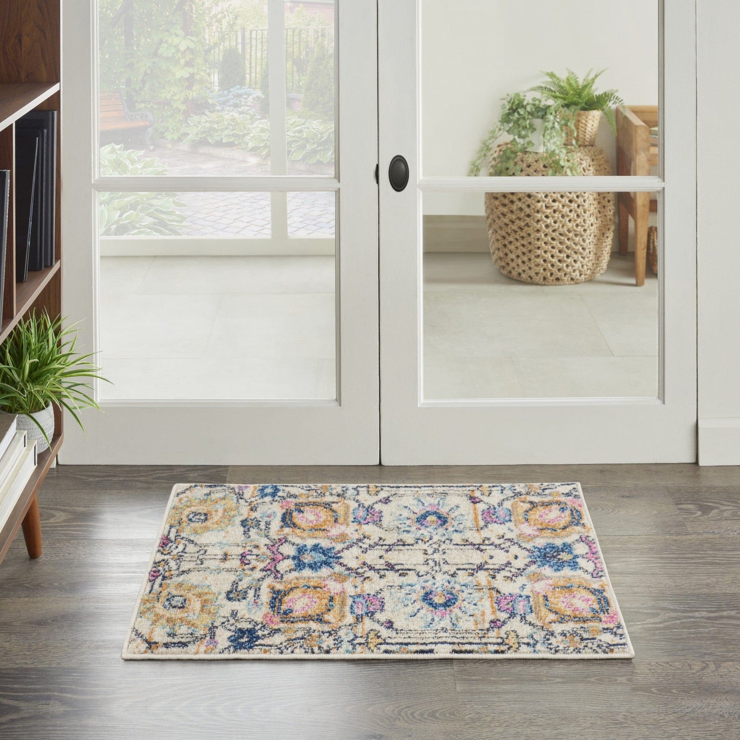 2’ X 3’ Ivory And Multicolor Floral Buds Scatter Rug