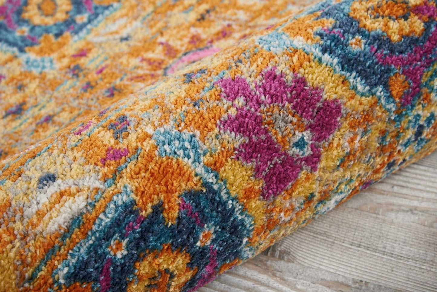 2’ X 3’ Sun Gold And Navy Distressed Scatter Rug