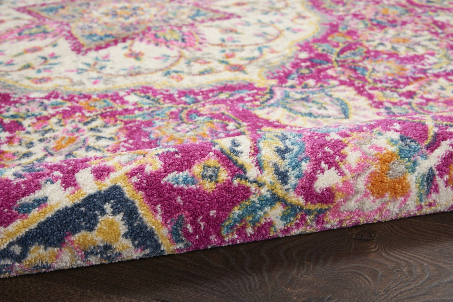 2’ X 3’ Pink And Ivory Medallion Scatter Rug