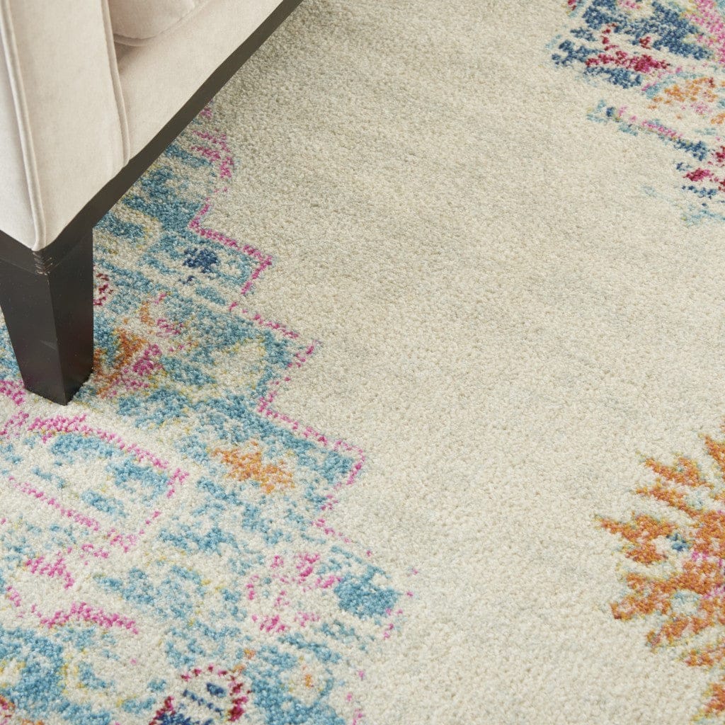 2’ X 3’ Gray Distressed Medallion Scatter Rug