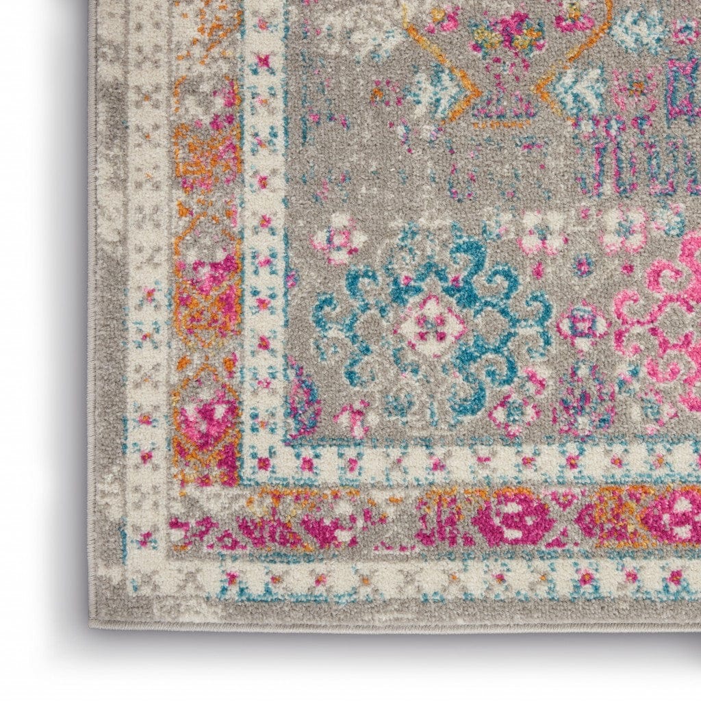 4’ X 6’ Gray Distressed Ornamental Area Rug