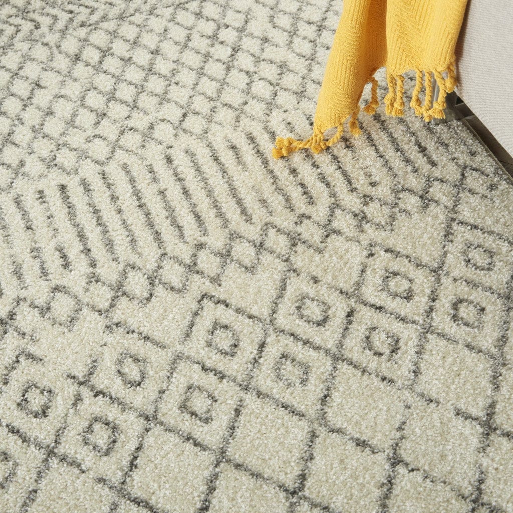 2’ X 3’ Ivory And Gray Geometric Scatter Rug