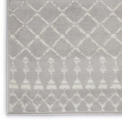 5’ X 7’ Gray And Ivory Berber Pattern Area Rug
