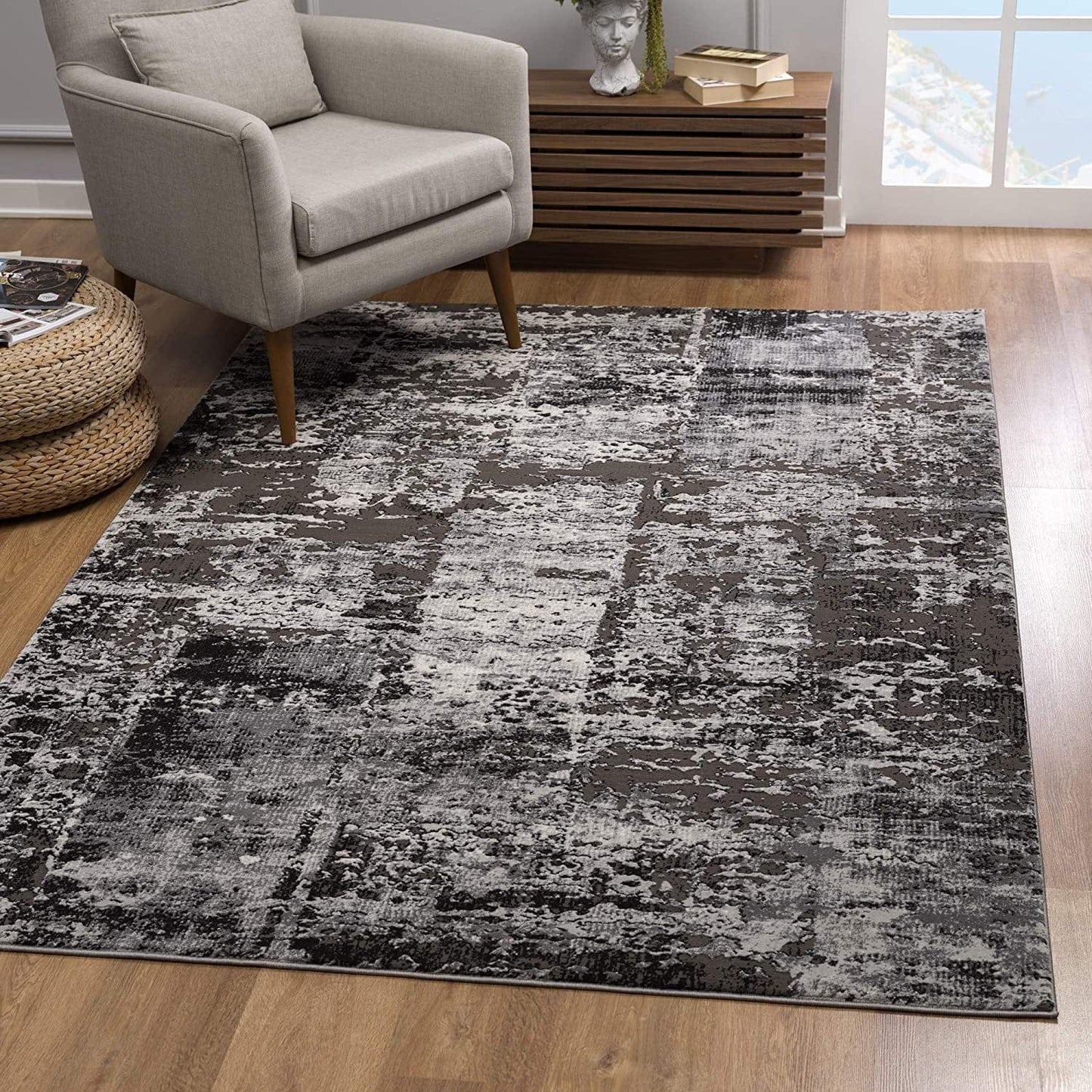 4’ X 6’ Gray Modern Abstract Area Rug