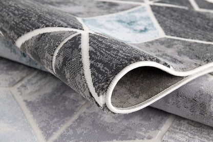 5’ X 8’ Gray And Gold Cubic Block Area Rug