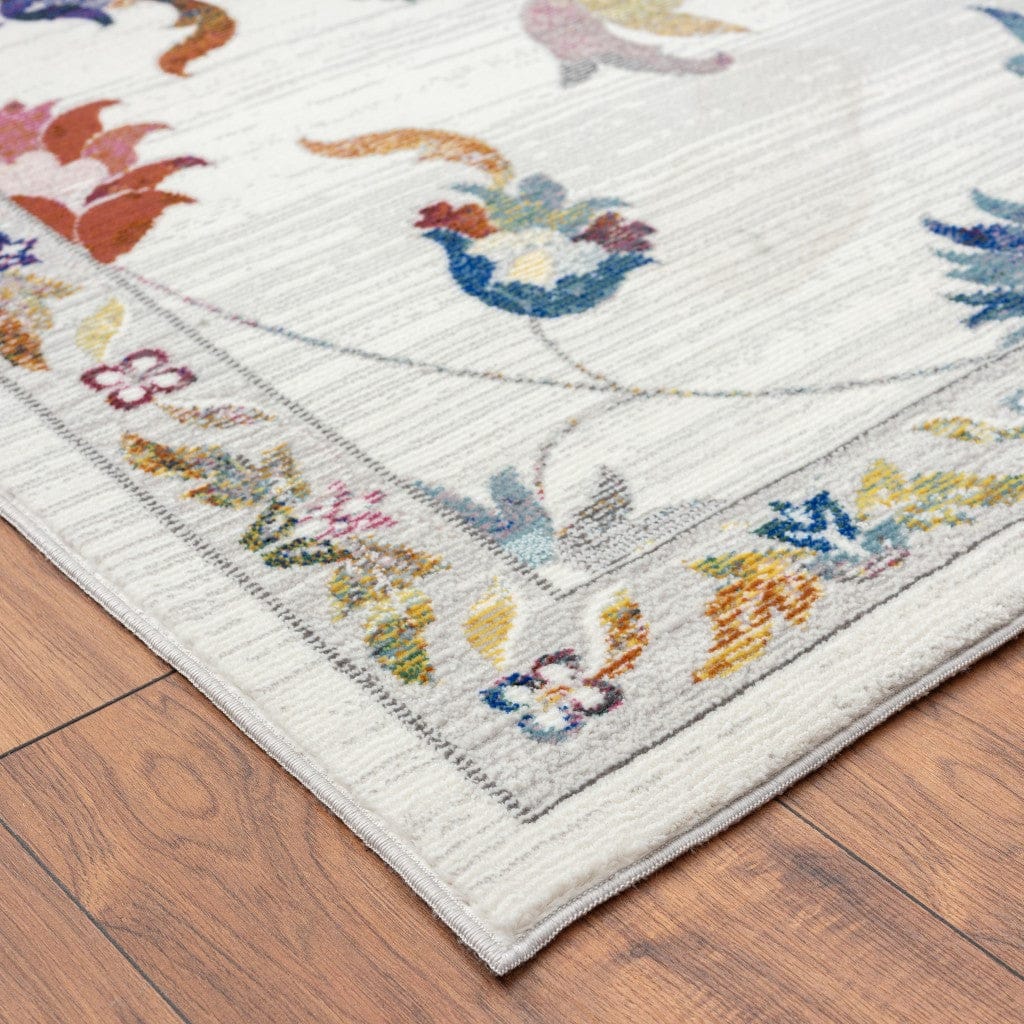 5’ x 8’ Ivory Jacobean Pattern Area Rug