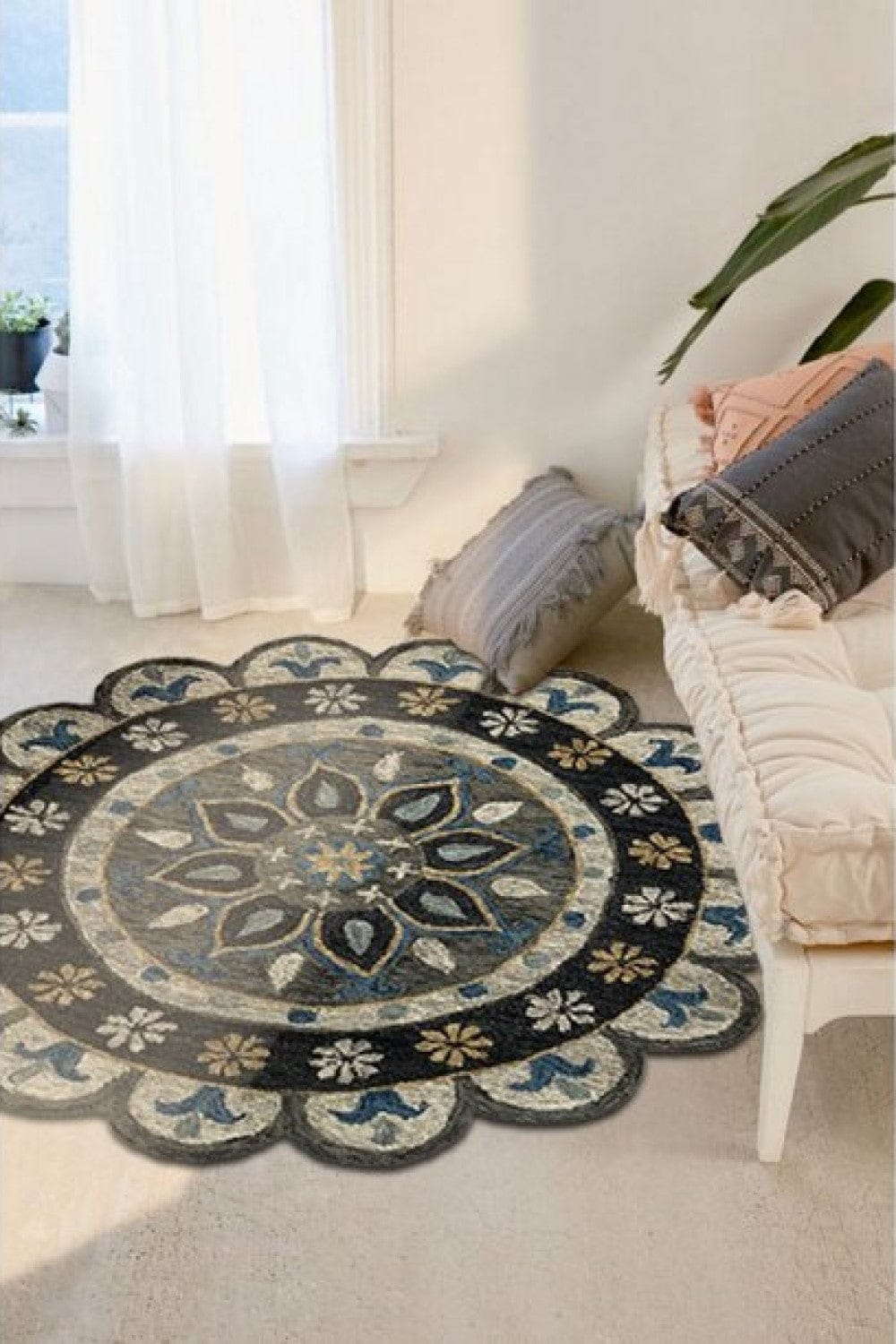 7’ Round Gray Border Floral Medallion Area Rug