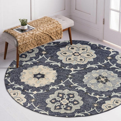 5’ Round Gray Floral Trellis Area Rug