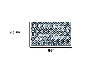 5' X 7' White And Blue Oriental Area Rug