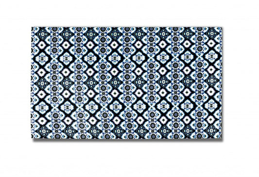 5' X 7' White And Blue Oriental Area Rug