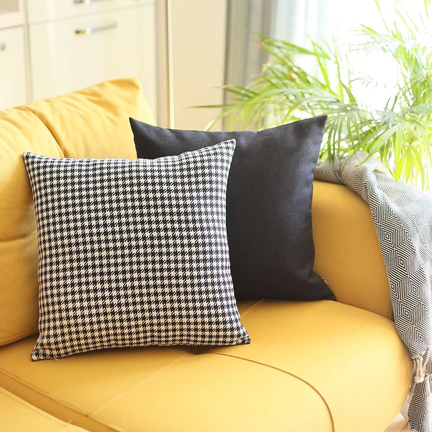 18" X 18" Black Solid Color Zippered Handmade Polyester Throw Pillow Cover