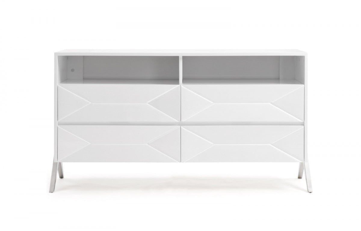 61" White Manufactured Wood Four Drawer Double Dresser