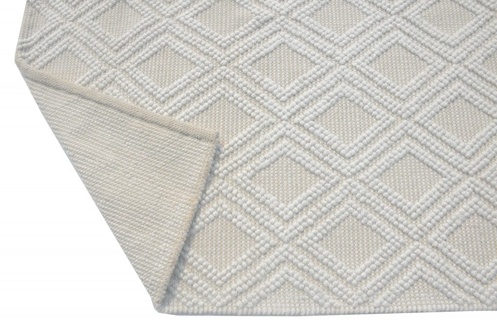 6’ x 9’ Ivory Diamond Lattice Modern Area Rug