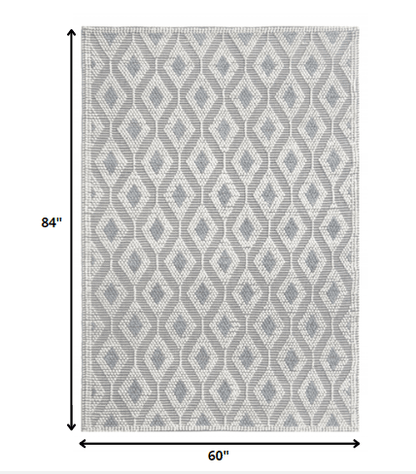 5’ x 7’ Ivory Gray Diamond Trellis Modern Area Rug