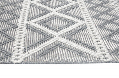 8’ x 11’ Gray Ivory Diamonds Boho Chic Area Rug