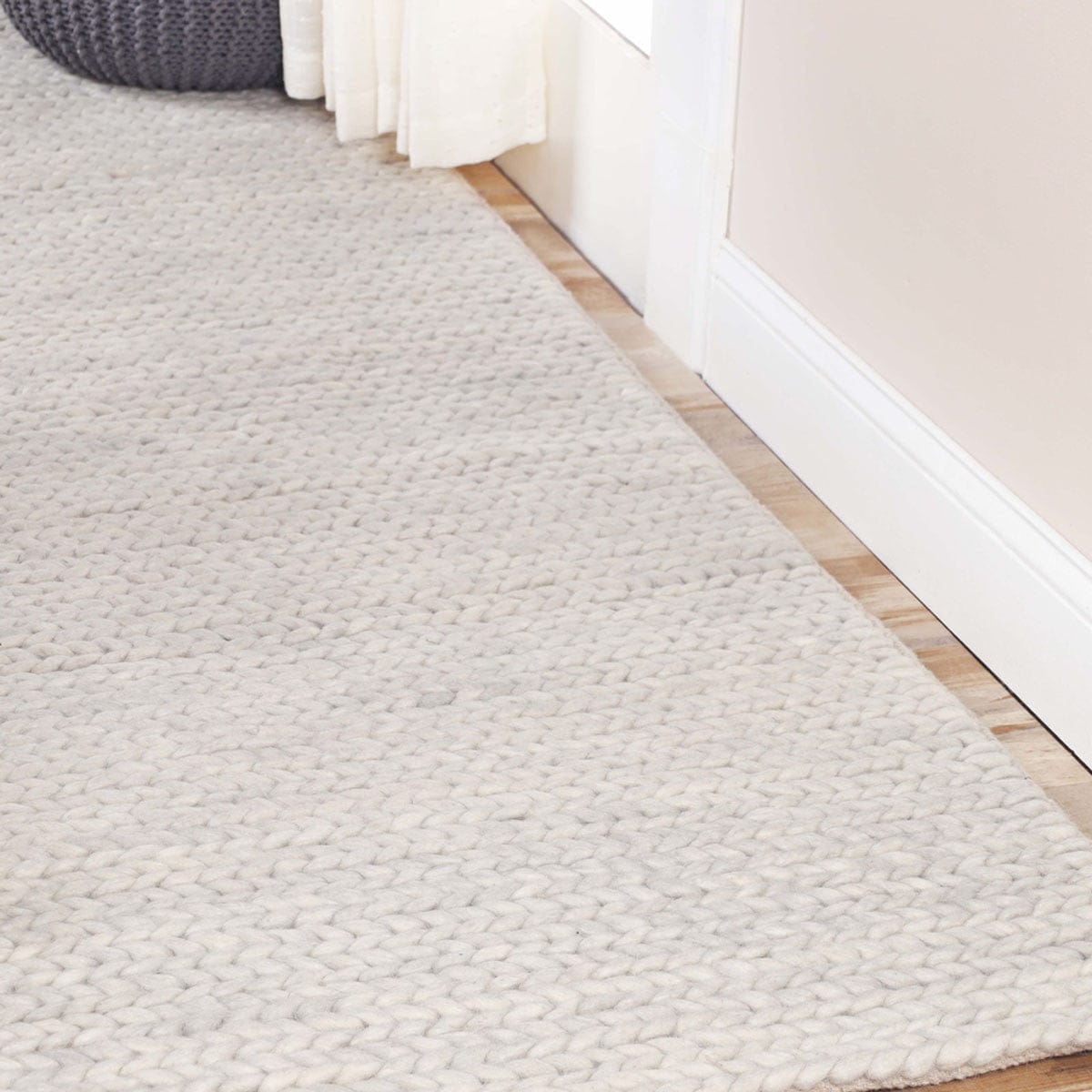 8' Light Grey Wool Handmade Stain Resistant Runner Rug