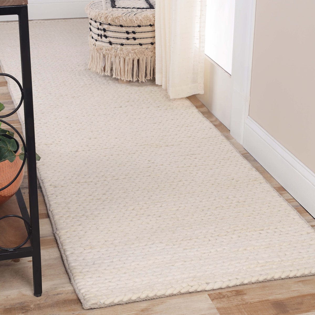 8' Off White Wool Handmade Stain Resistant Runner Rug