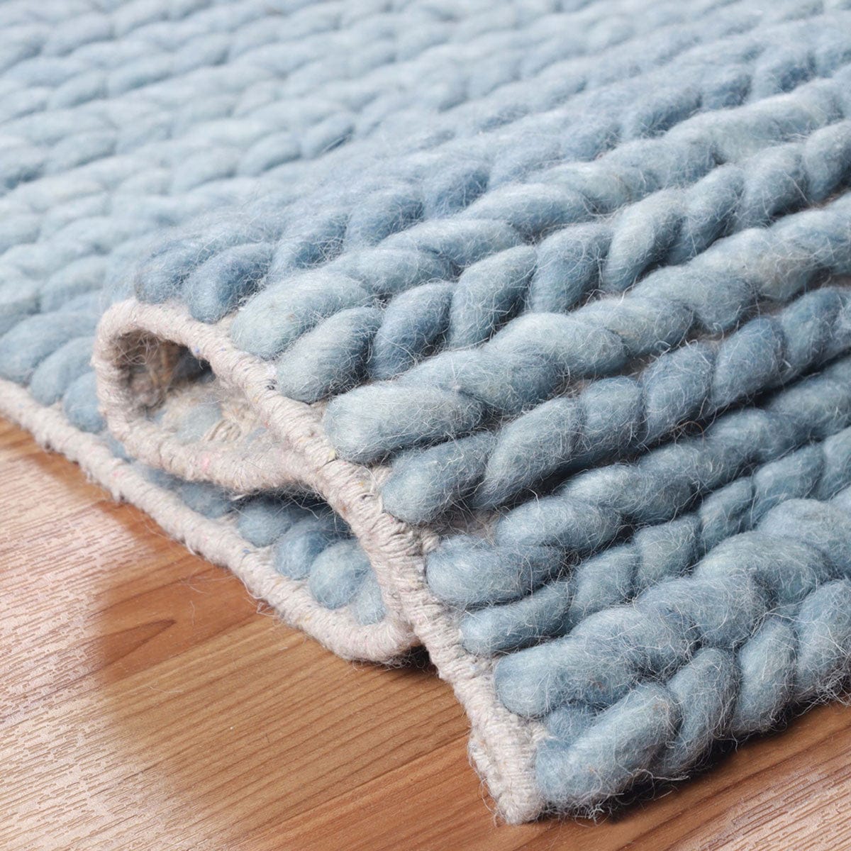4' X 6' Light Blue Wool Handmade Stain Resistant Area Rug