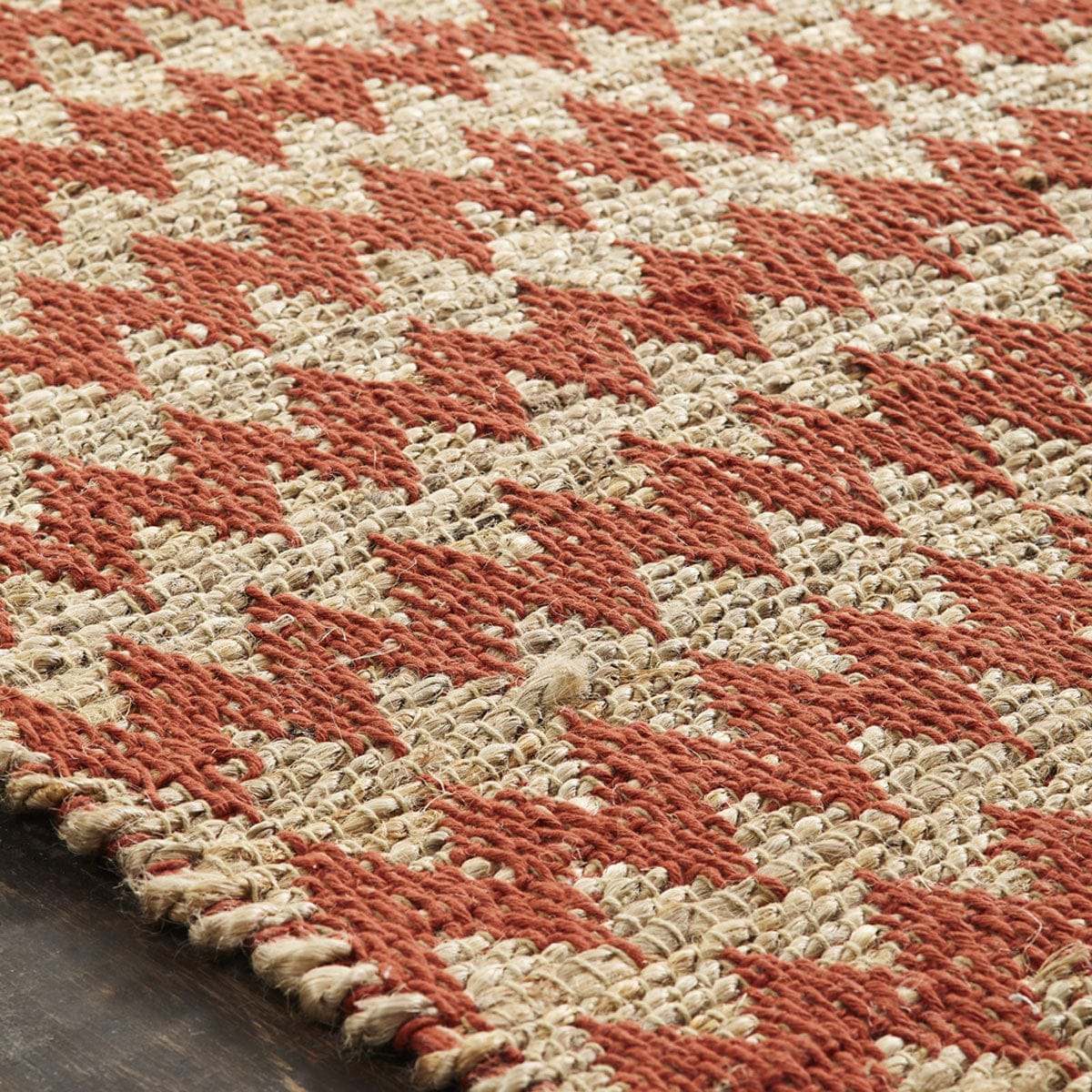 5' X 8' Terracotta Chevron Hand Woven Stain Resistant Area Rug With Fringe