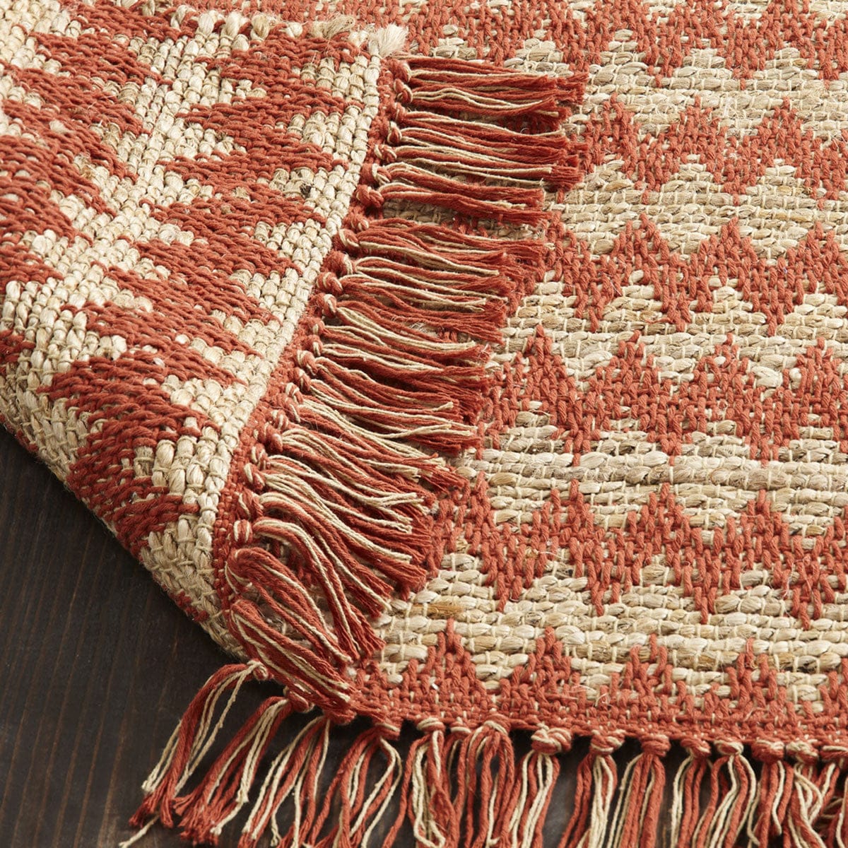 5' X 8' Terracotta Chevron Hand Woven Stain Resistant Area Rug With Fringe