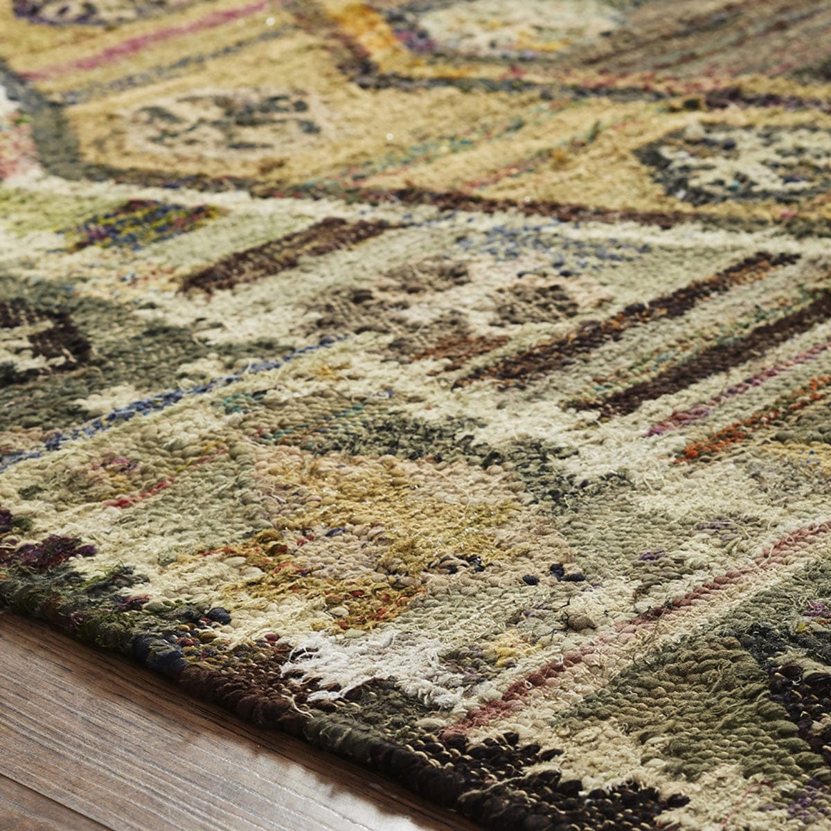 5' X 8' Green And Gray Paisley Stain Resistant Area Rug