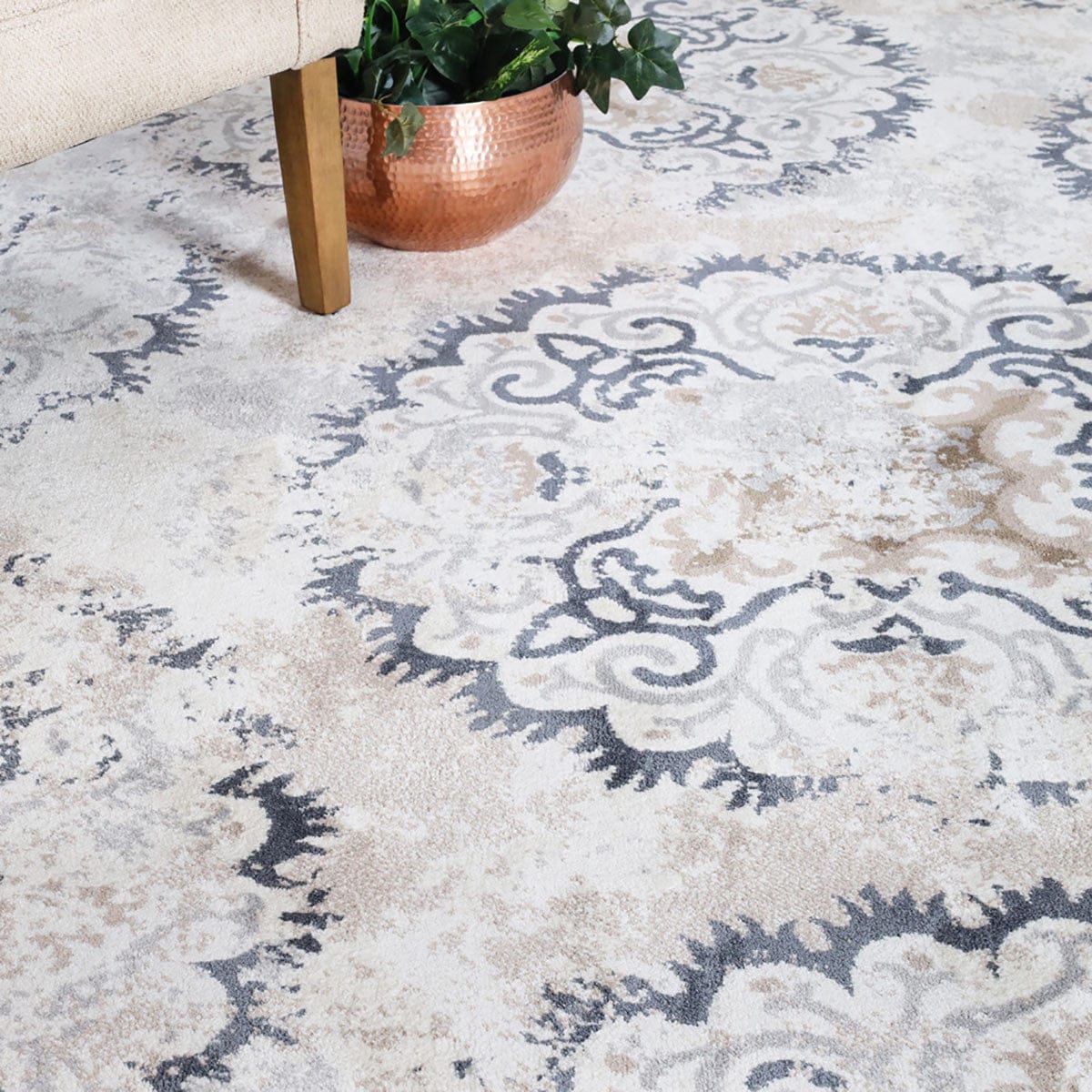 8' X 10' Ivory Geometric Medallion Stain Resistant Area Rug