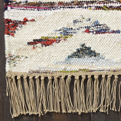 5' X 8' White And Southwest Palette Geometric Hand Woven Area Rug