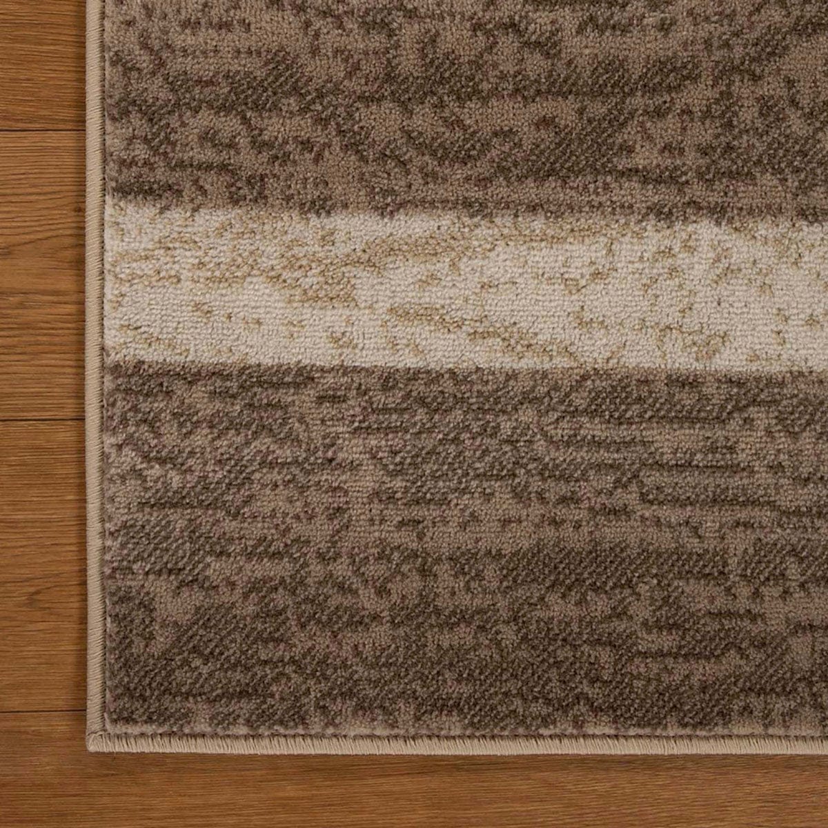 5' X 8' Beige Patchwork Power Loom Stain Resistant Area Rug