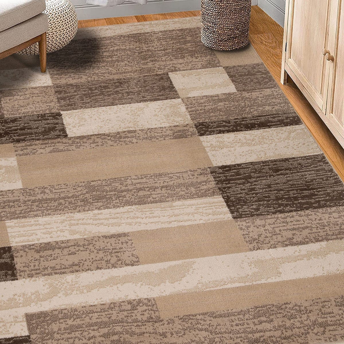 5' X 8' Beige Patchwork Power Loom Stain Resistant Area Rug