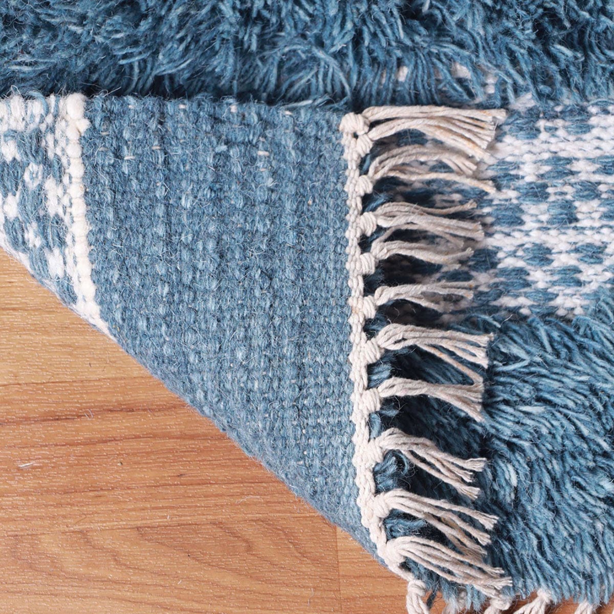 8' X 10' Blue And Ivory Wool Striped Flatweave Handmade Stain Resistant Area Rug With Fringe