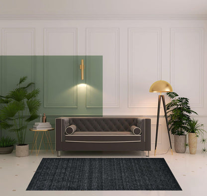 4' X 6' Black Wool Hand Woven Stain Resistant Area Rug