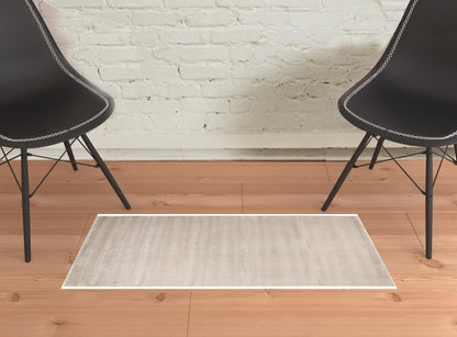 4' X 6' Gray And Black Hand Woven Area Rug