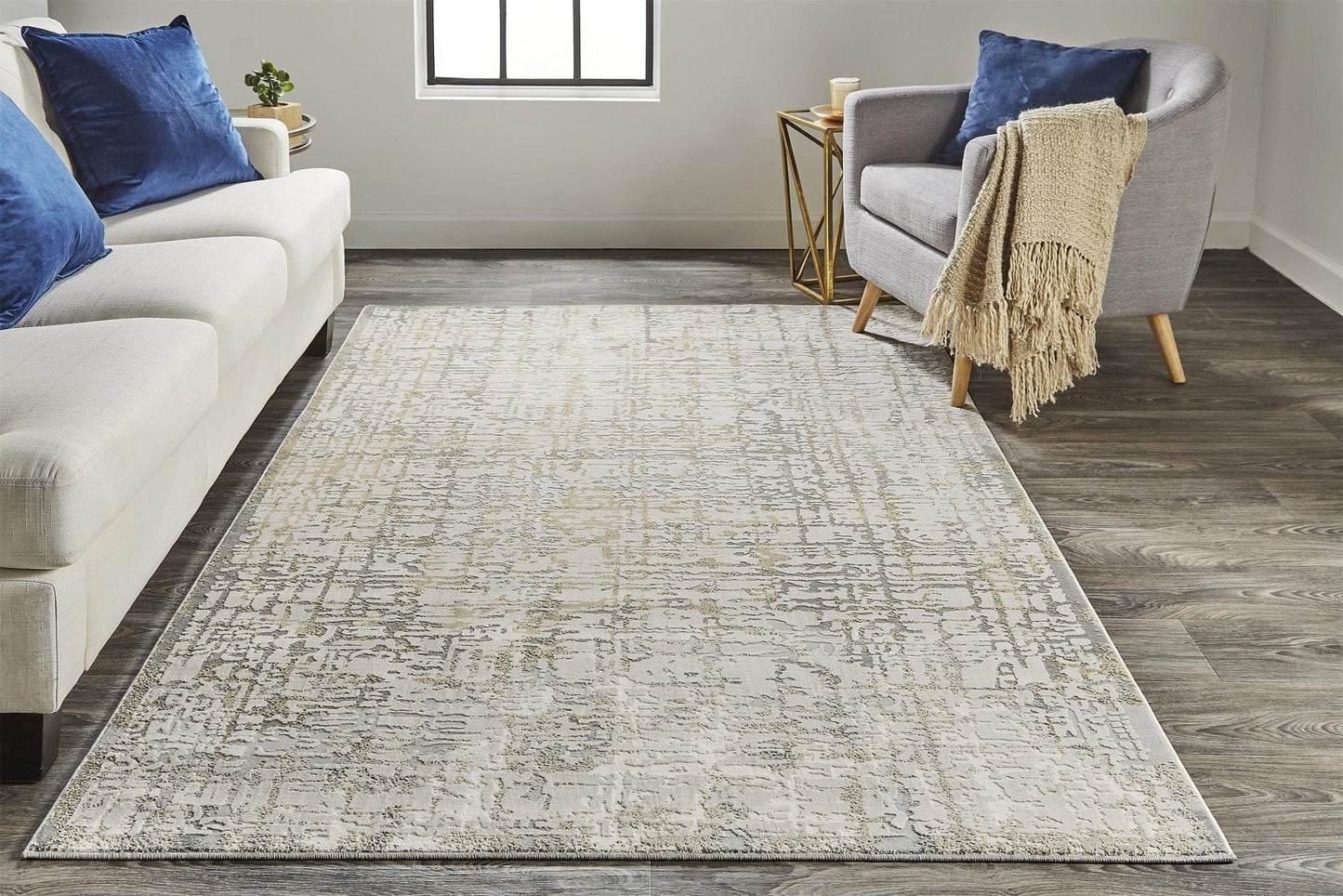 4' X 6' Green Blue And Tan Ombre Hand Woven Area Rug