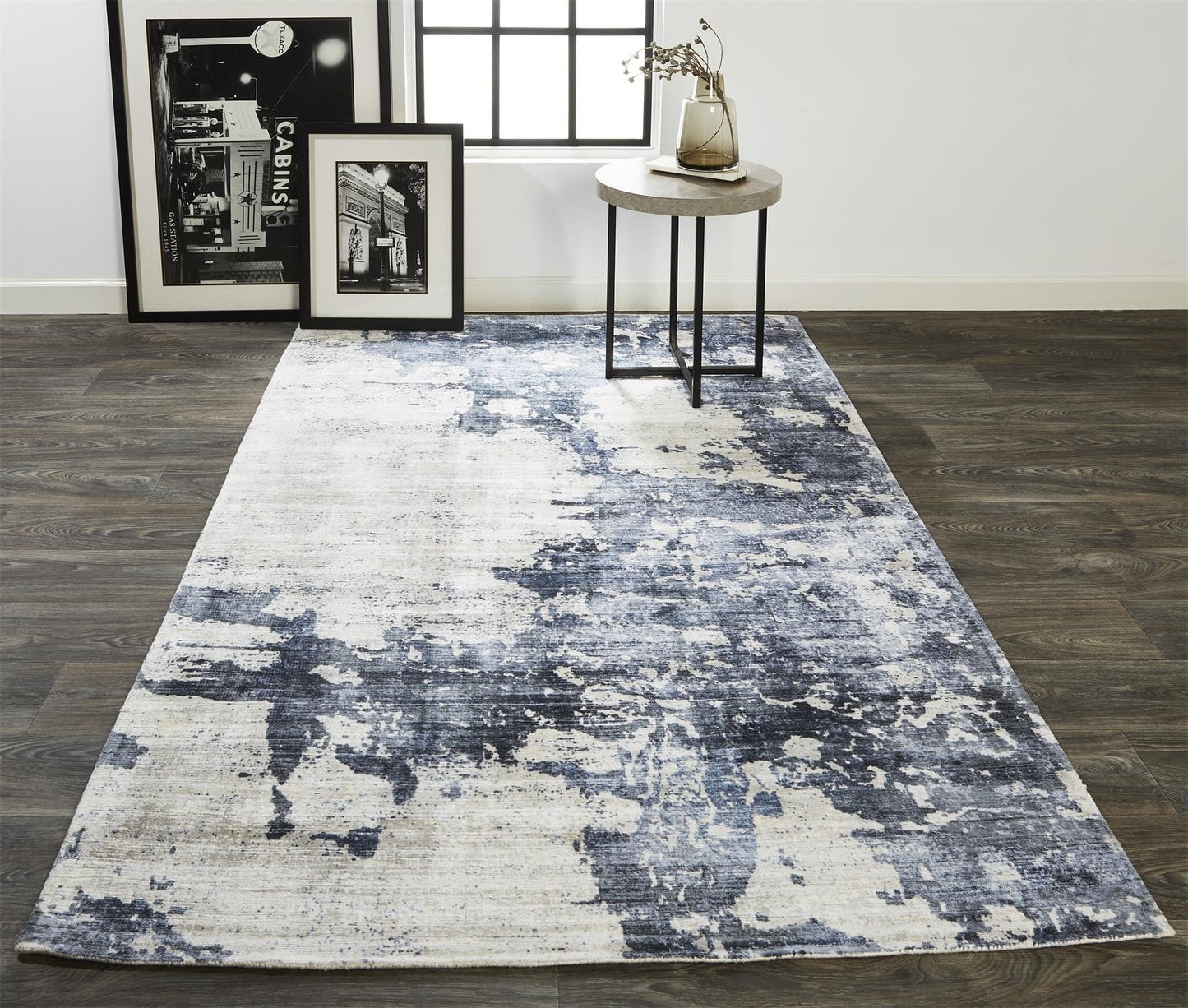 5' X 8' Blue Gray And Ivory Abstract Hand Woven Area Rug
