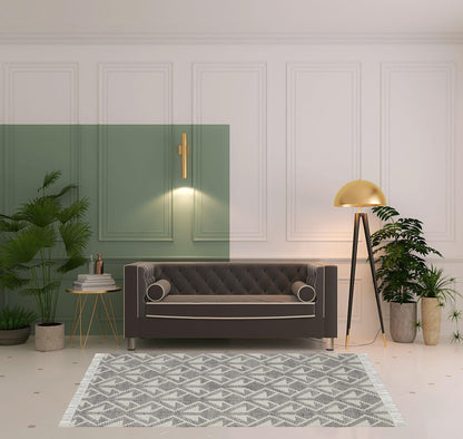 5' X 8' Black Ivory And Gray Wool Geometric Dhurrie Flatweave Handmade Area Rug With Fringe